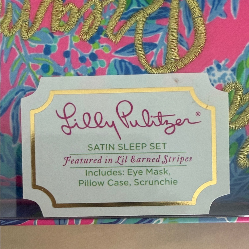 Lilly Pulitzer Colorful Floral Sleep Set - Picture 2 of 4